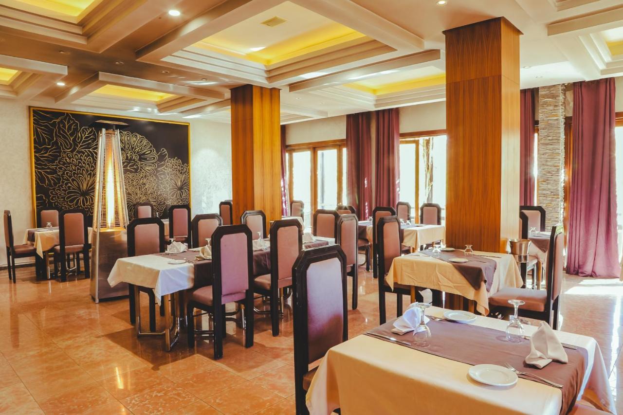 Hotel Perce Neige Ifrane  Exteriör bild