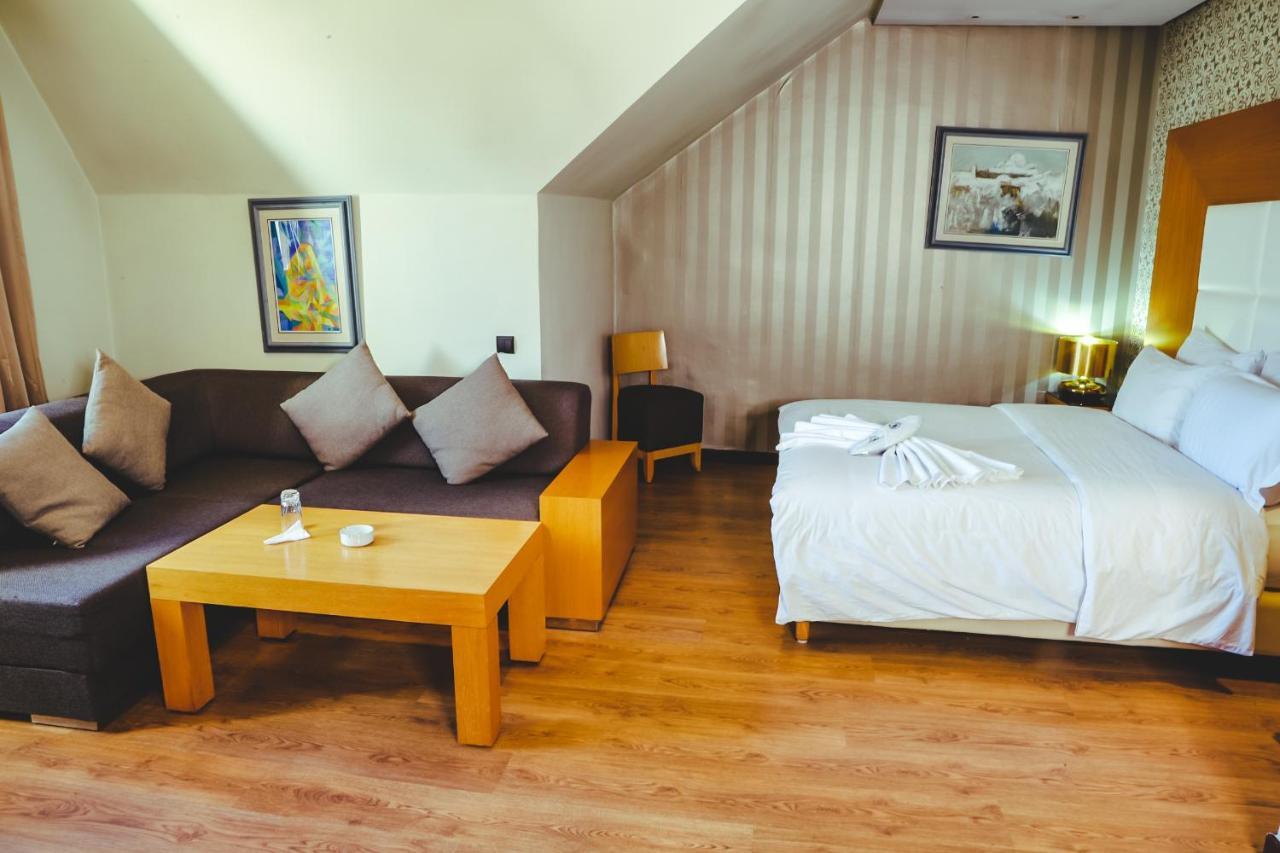 Hotel Perce Neige Ifrane  Exteriör bild